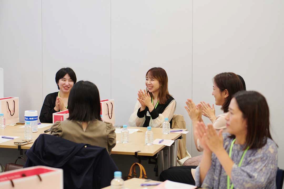 クイズに回答する参加者の皆さん1