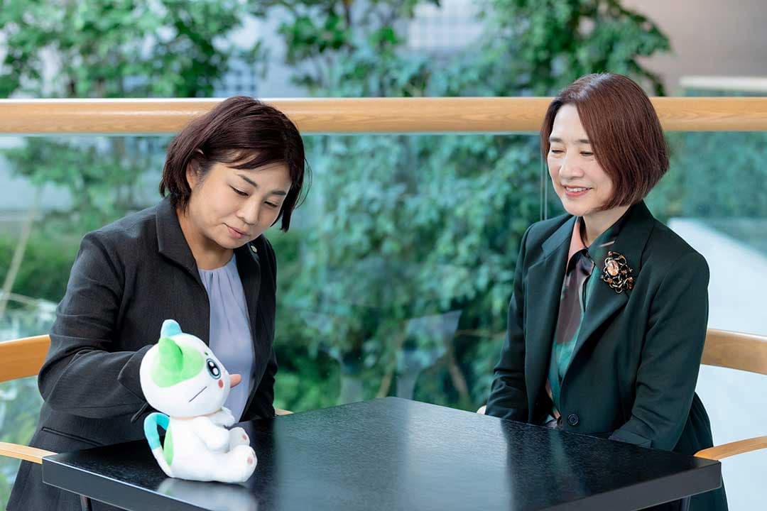 「ねこいちさん」と砂川さん、笹尾さん