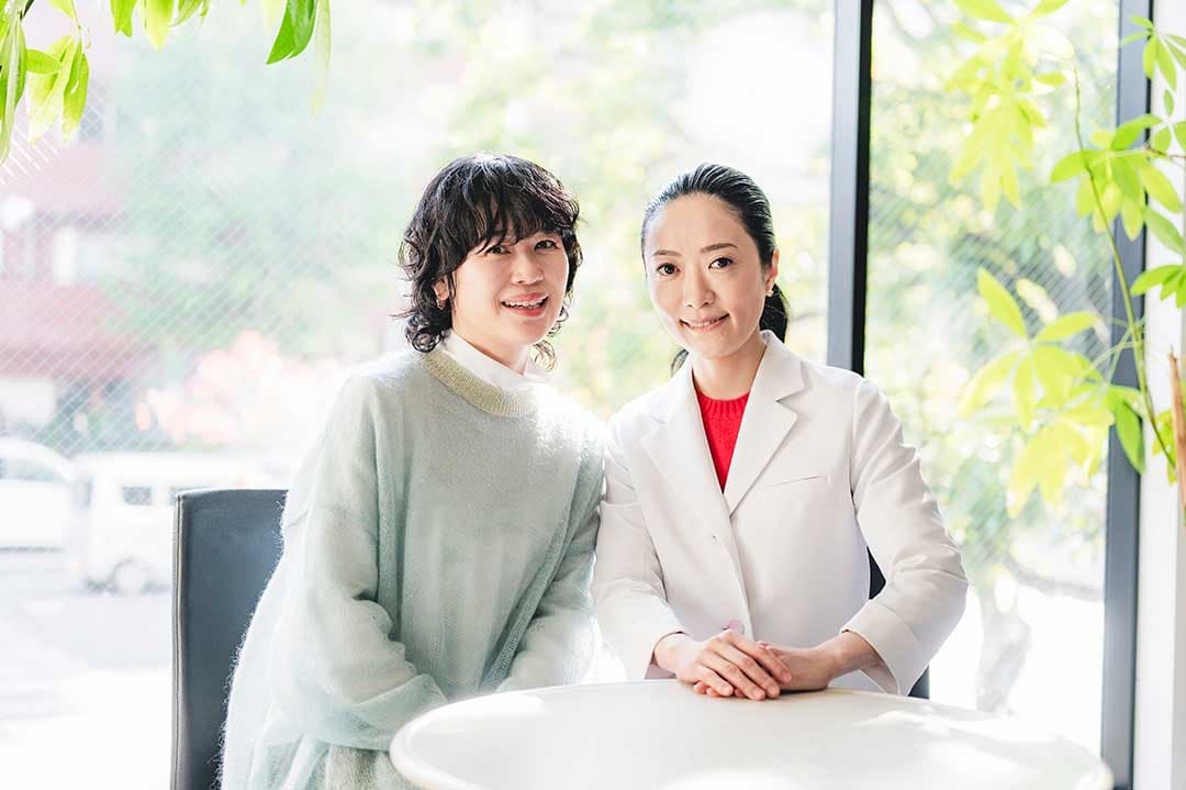 高松さん（左）／秋山先生（右）