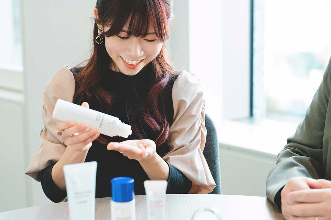 トランシーノ薬用ブライトニングクリアローションを試すふじこさん