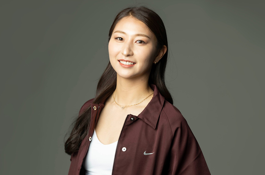 プロサッカー選手塩越柚歩