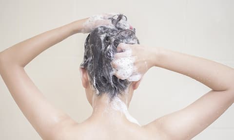 肌トラブルの原因4「肌質にあわない洗髪」